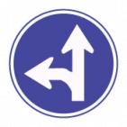 道路標識 指示方向へ 交通安全 ドライブ 道路